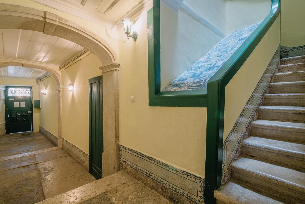 Appartamento Camoes Deluxe Bairro Alto Lisbona Esterno foto