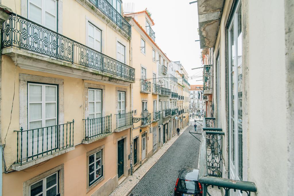Appartamento Camoes Deluxe Bairro Alto Lisbona Esterno foto