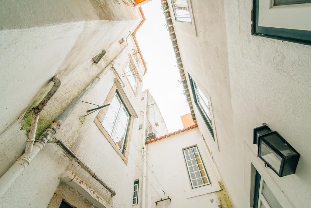 Appartamento Camoes Deluxe Bairro Alto Lisbona Esterno foto